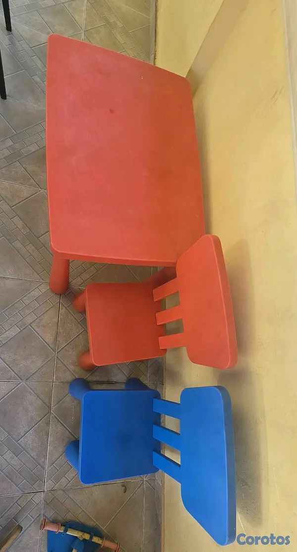 coches y sillas - Sillas y mesa  3