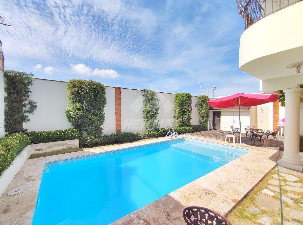 casas - CASA EN RENTA CON PISCINA CERRO HERMOSO SANTIAGO 0