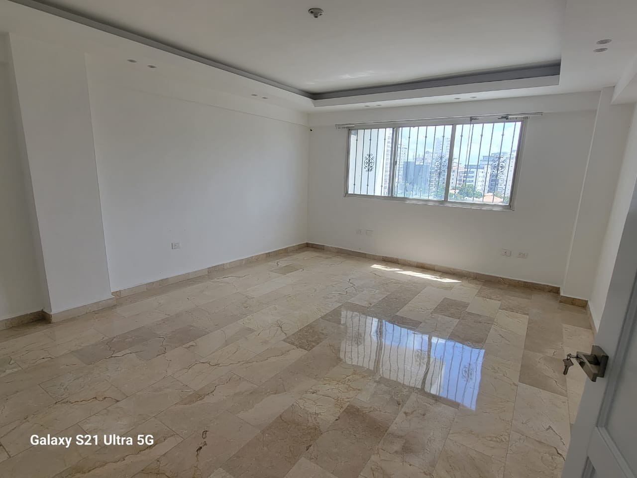 apartamentos - Vendo Apartamento Piso 6 En Los Cacicazgos de 3 Habs Con Vista Al Mar
 5