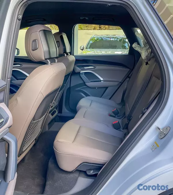 jeepetas y camionetas - Audi Q5 S-Line 2025 8