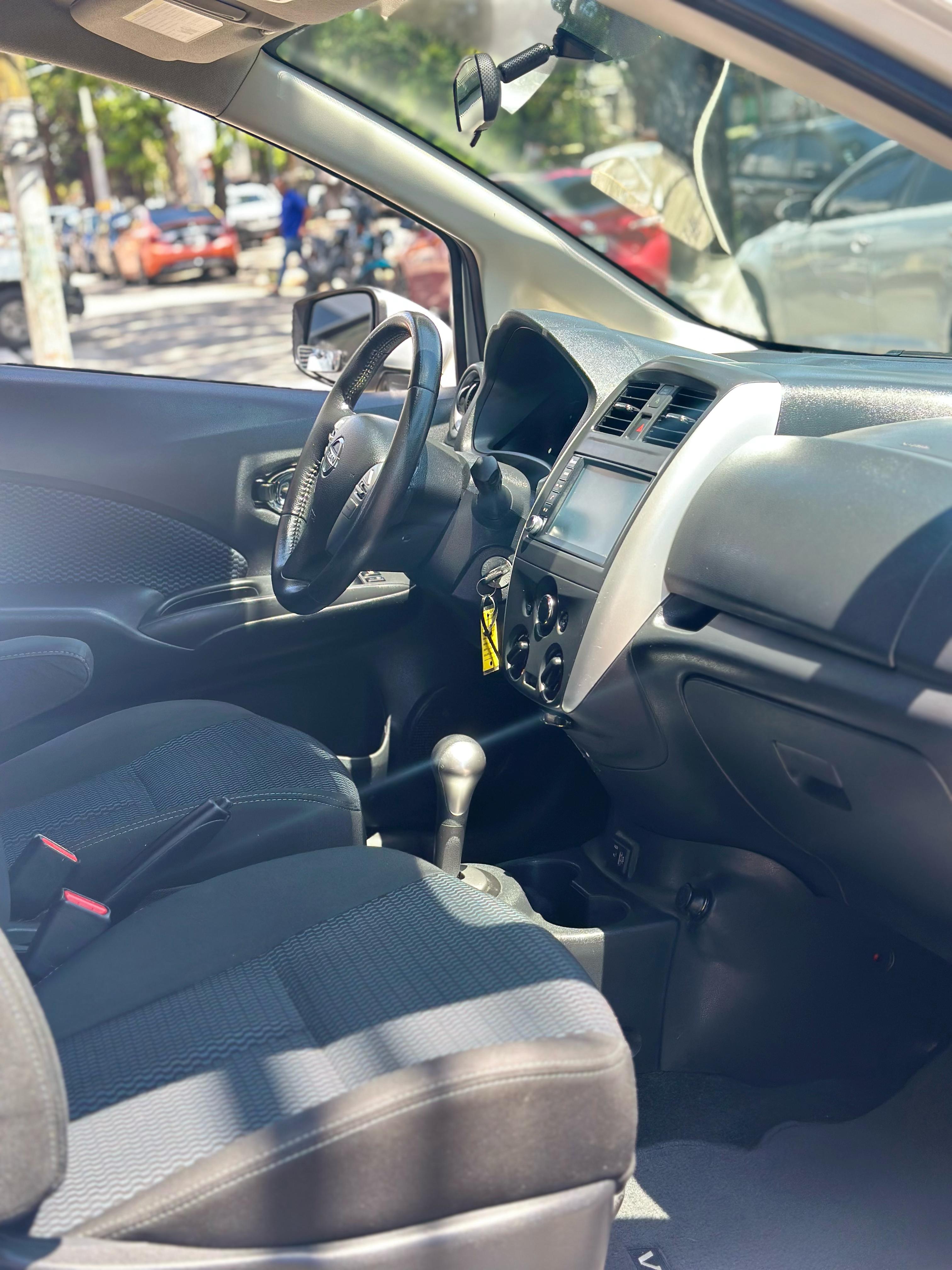 carros - 2019 NISSAN VERSA NOTE SV CLEAN CARFAX 4