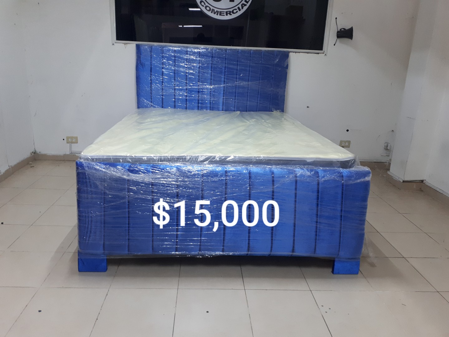 muebles y colchones - Cama color Azul con Colchon Incluido
 0