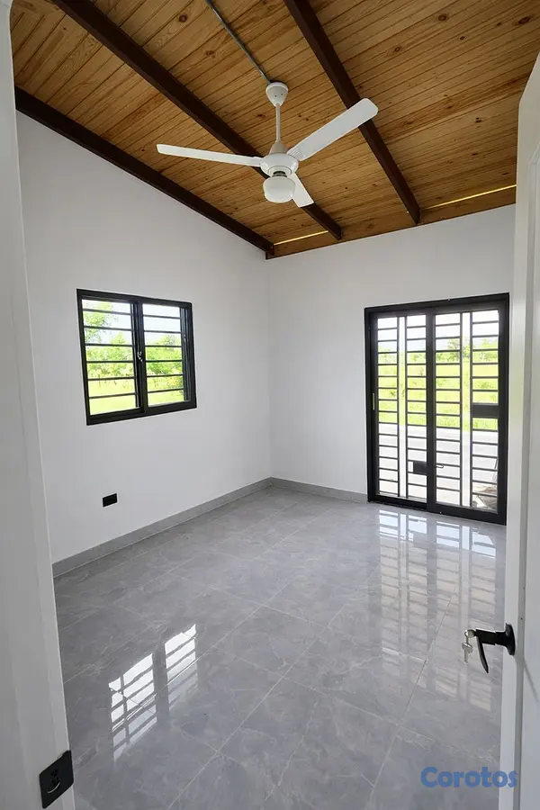 casas vacacionales y villas - Vendo Hermosa Casa de Campo en Monte Plata 6