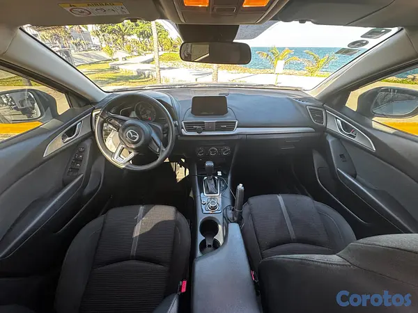 carros - 🚗 Mazda Axela 2018 (Mazda 3)  – Excelente condició 8