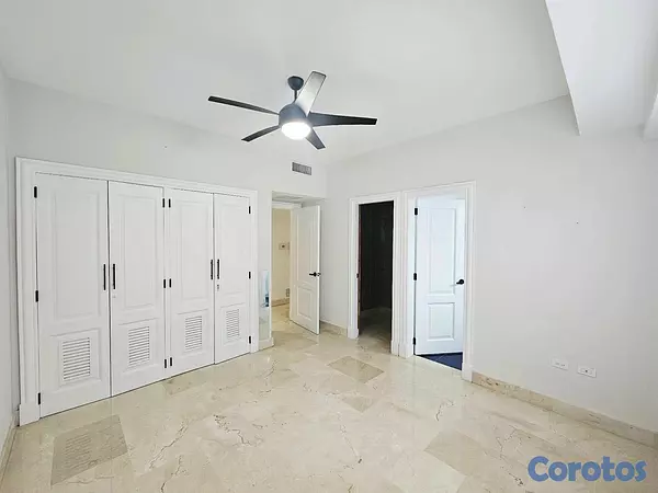 apartamentos - Venta de Apartamento en Piantini piso alto 8