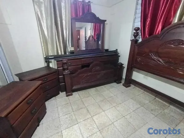 muebles y colchones - De oportunidad juego de cuarto en Caoba Centenaria 6