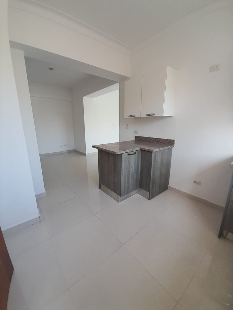 apartamentos - SE VENDE APARTAMENTO EN LA ESPERILLA/ CON 2 PARQUEOS SIN INTERMEDIARIOS  3