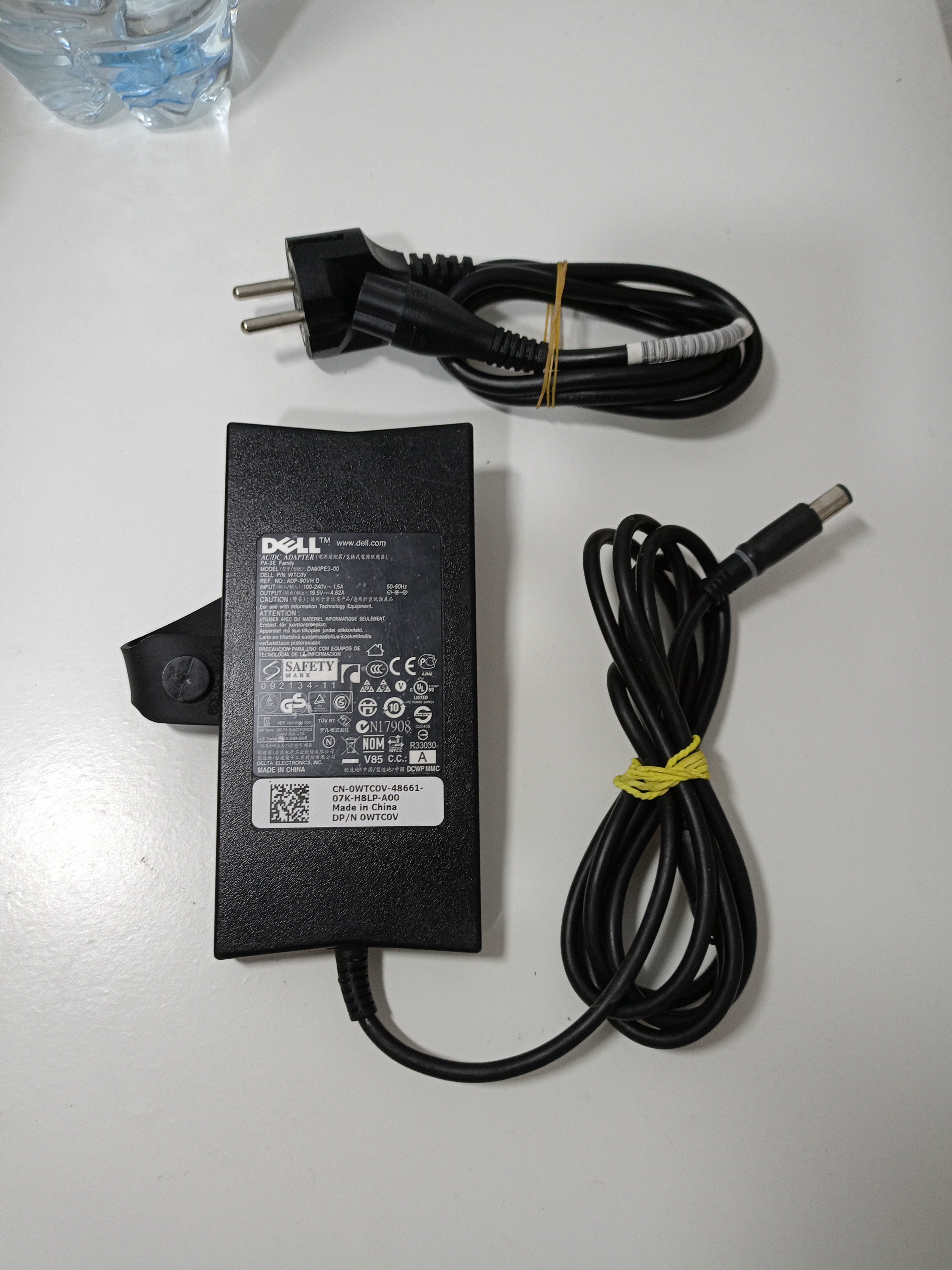 computadoras y laptops - Cargador dell 19.5 90w