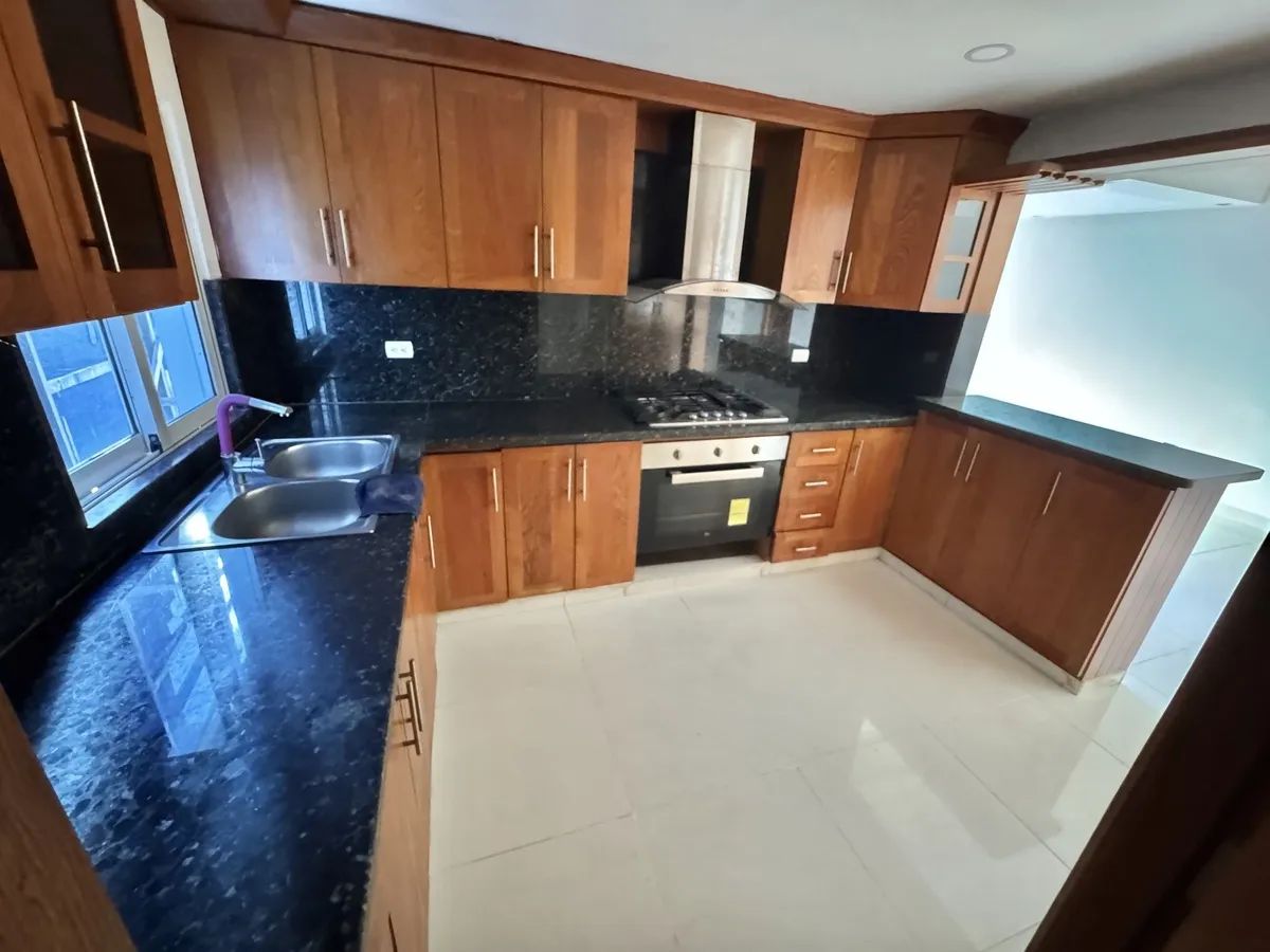 penthouses - Vendo Pent-house en Urbanización Real 6