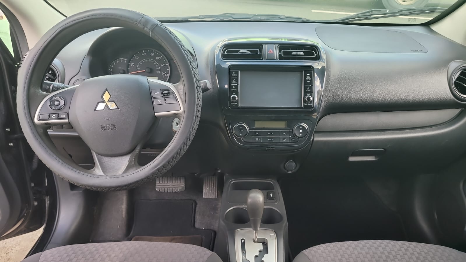 carros - Mitsubishi Mirage ES 2020 6