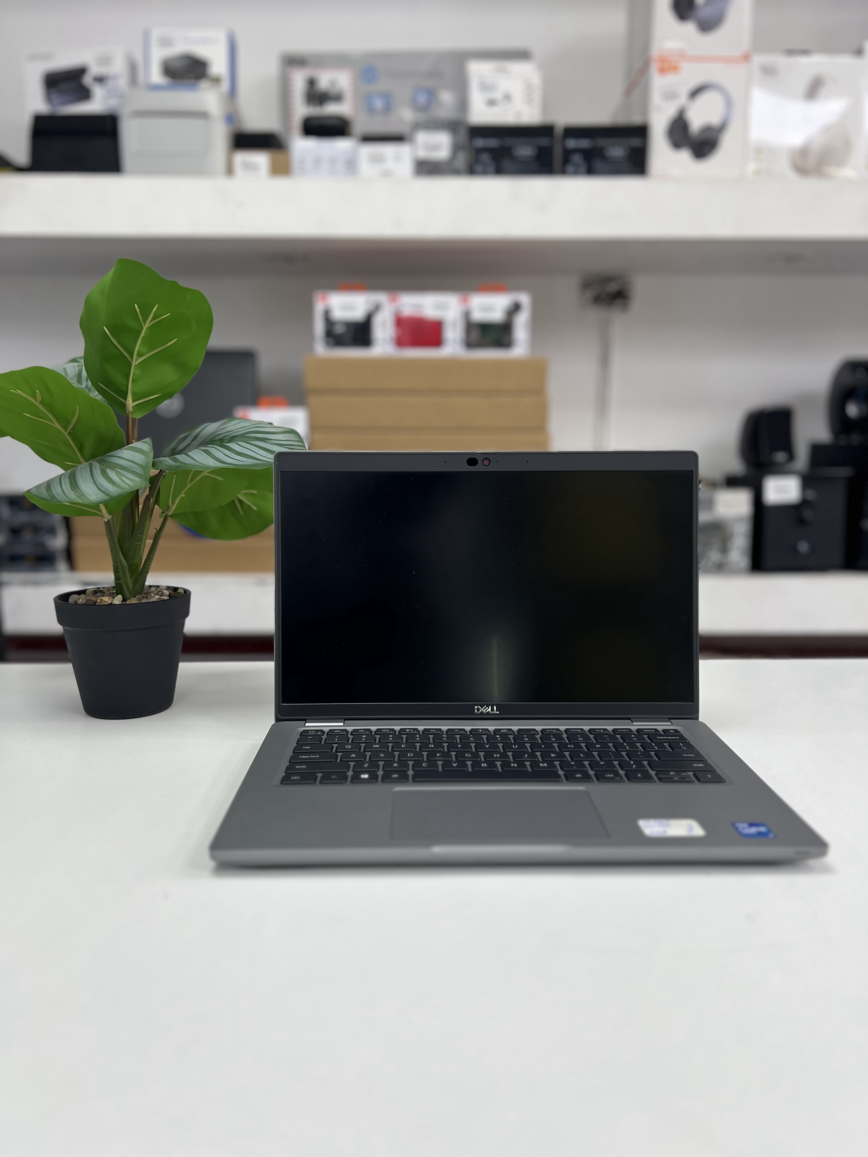 computadoras y laptops - LAPTOP DELL TOUCH 0