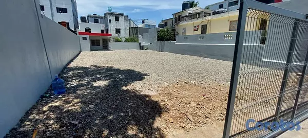 oficinas y locales comerciales - DEALER CERCANO AL MIRADOR SUR  local ideal  para dealer , con 355 Mts 5
