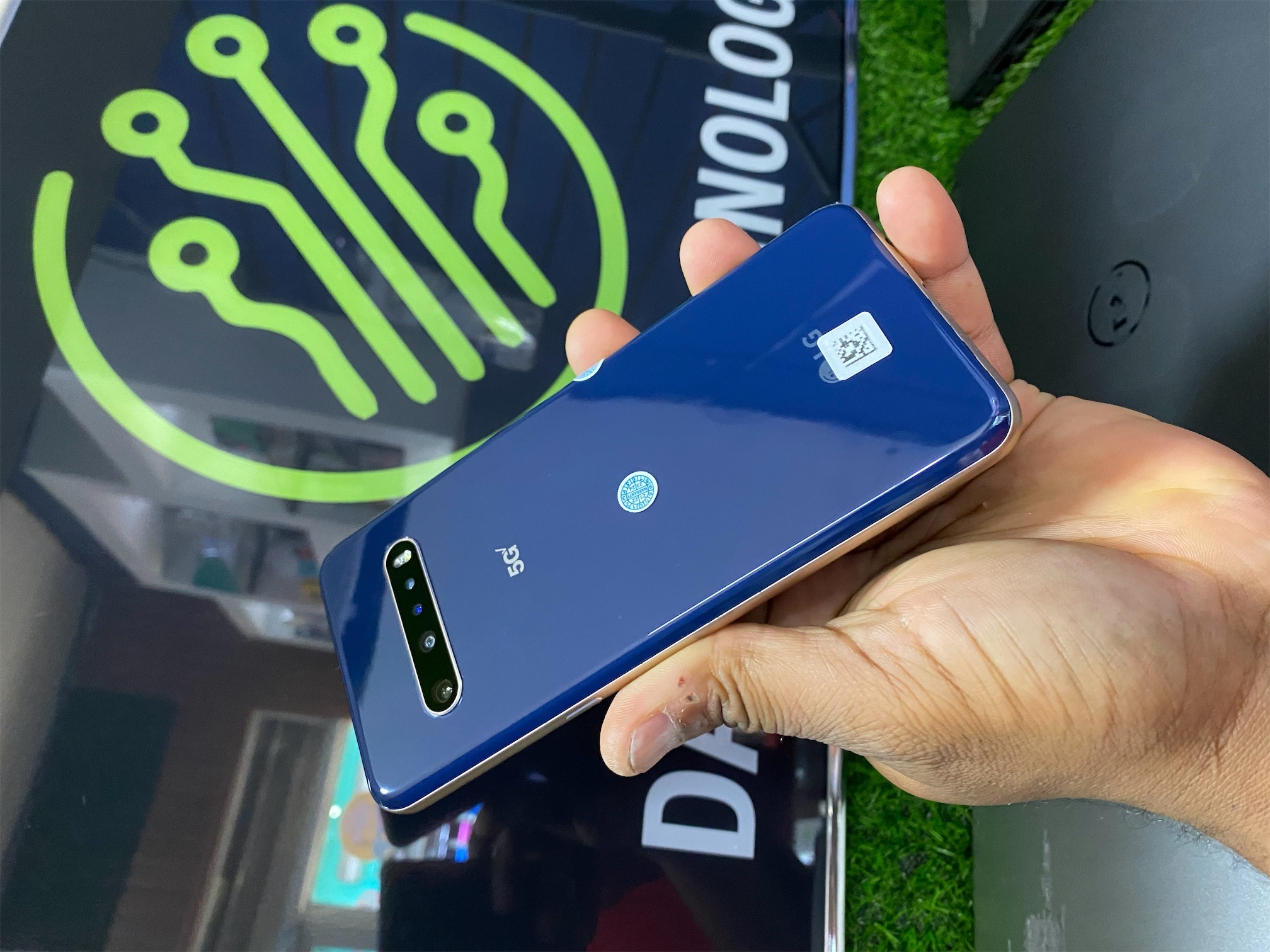 celulares y tabletas - LG V60 tuinq  6