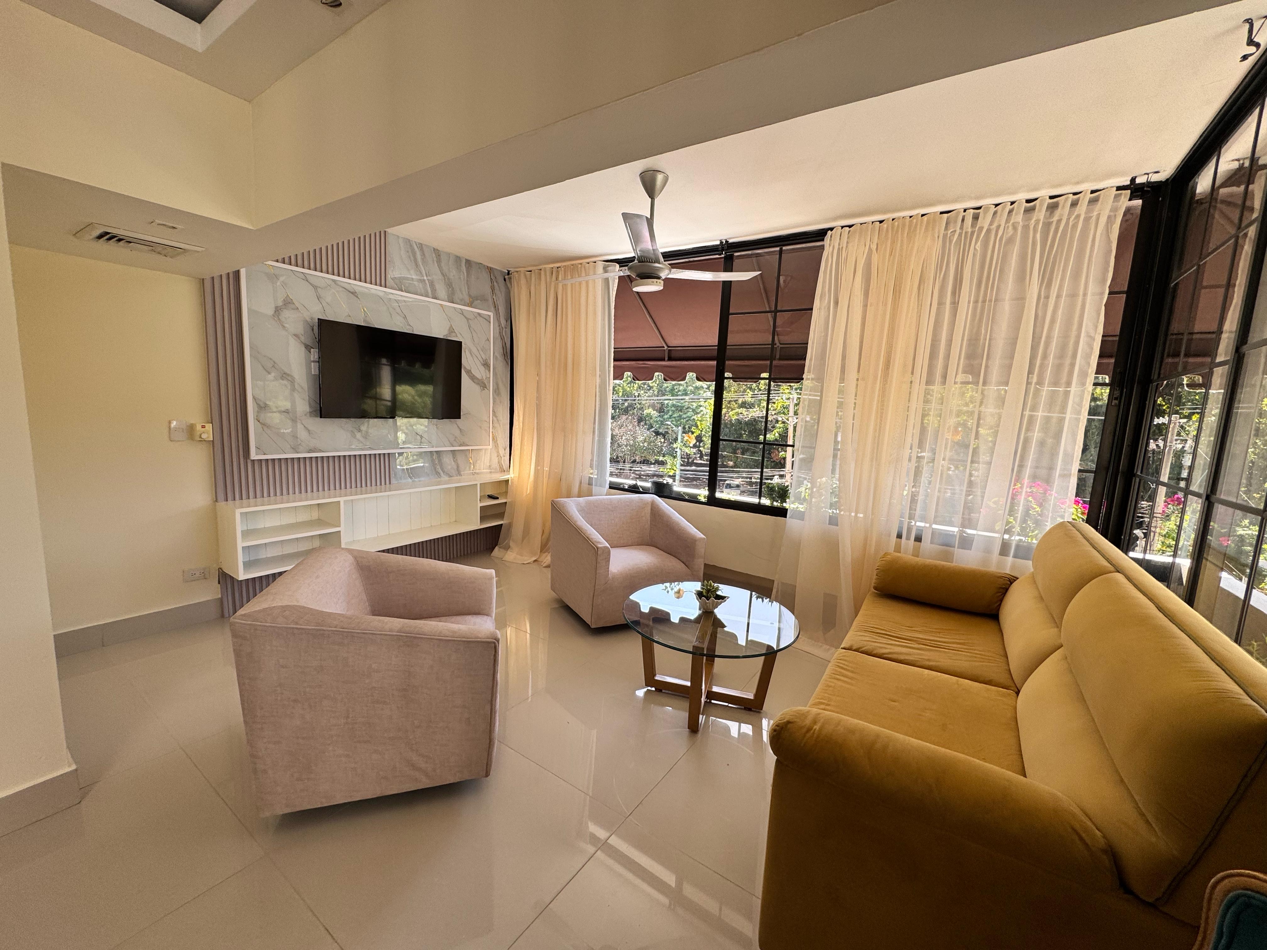 apartamentos - Hermoso apartamento anacaona tres hab 2.5 baños pa 4