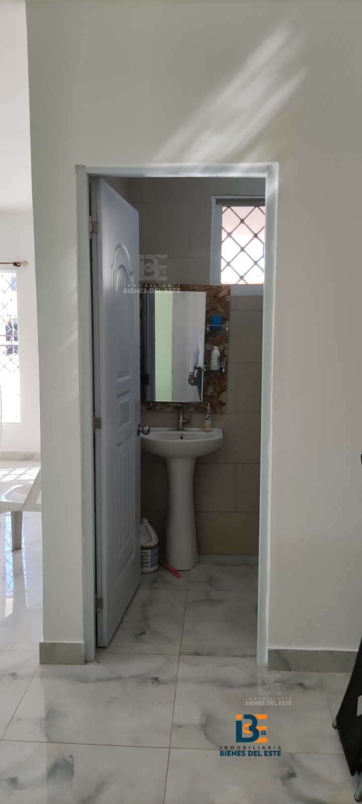 casas - Casa con Marquesina Doble en Villa Cesarina 6