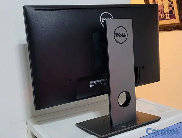 computadoras y laptops - monitor Dell 22 Pulgadas Sin Bordes Pantalla Giratoria hdmi 3