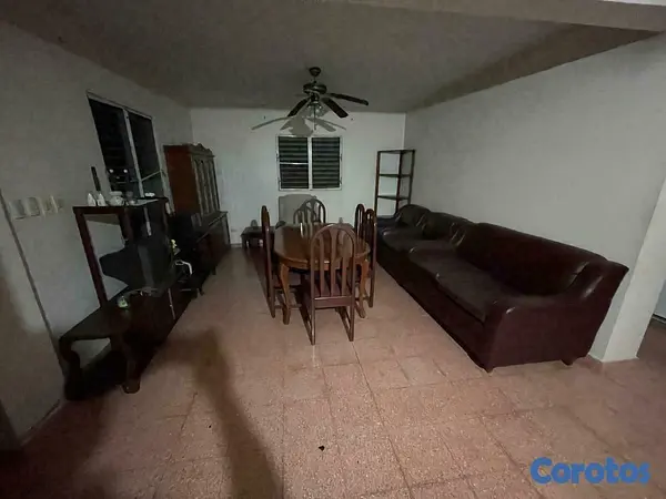 casas vacacionales y villas - propiedad de 4,516mts2 con casa de dos pisos 10
