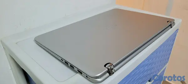 computadoras y laptops - Asus Touch de 17 Pulg Core i7 7ma Ram 16gb SSD 512GB Video 8gb 3