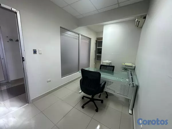 oficinas y locales comerciales - Alquiler Local, Ensanche Julieta, Santo Domingo 3