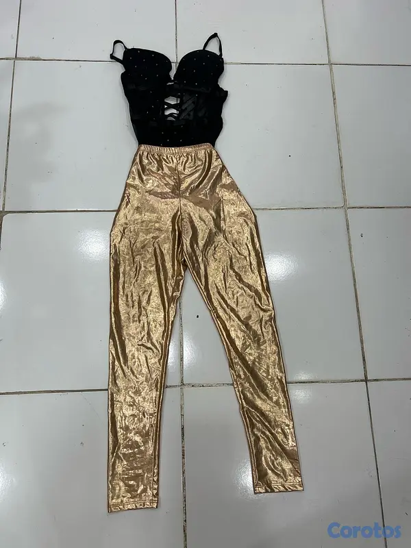 ropa para mujer - Venta de Caja de Ropa de Hombre y de Mujer incluye zapatos , tenis , Tacones  11