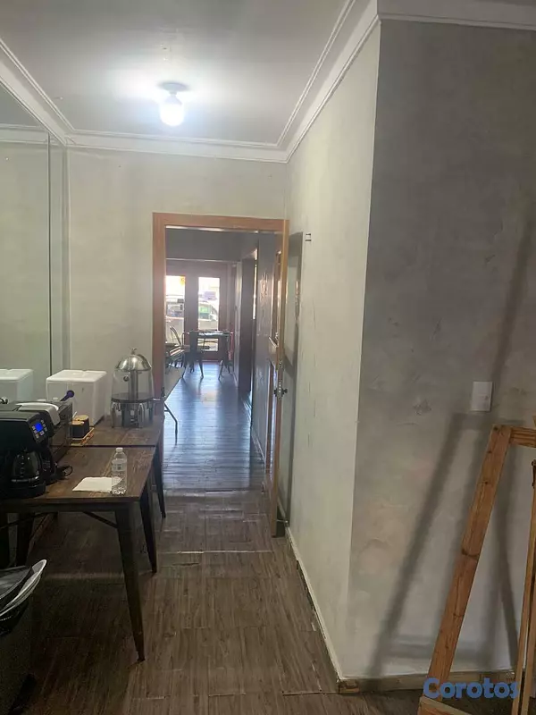 oficinas y locales comerciales - Alquiler Local Ubicado en la Rómulo Betancourt, Be 4