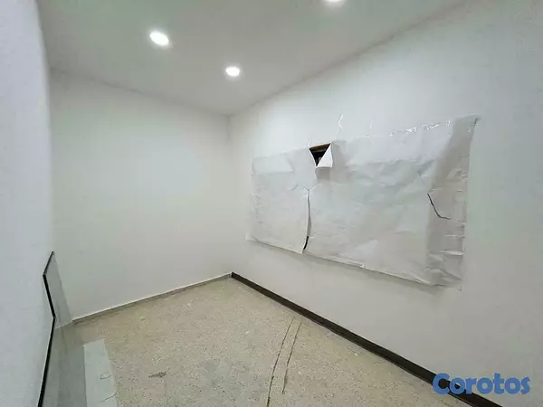 oficinas y locales comerciales - Alquilo excelente local comercial 7