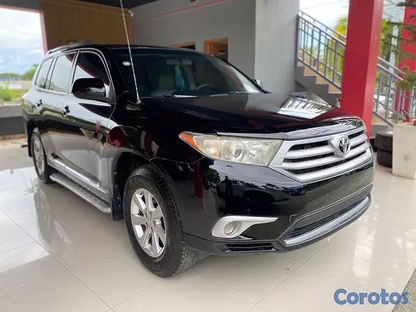 jeepetas y camionetas - Toyota Higlander 2012 4x4 3 filas  5