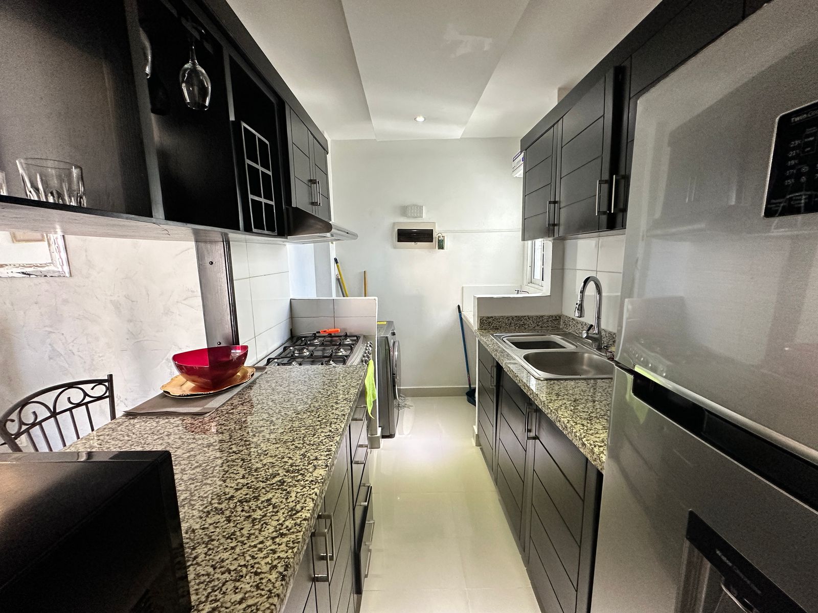 apartamentos - ALQUILO APART. AMUEBLADO EN EL RES. LAS CAYENAS  7