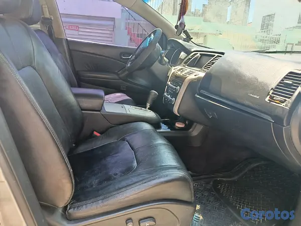 jeepetas y camionetas - 2011 Nissan Murano full y nitido 6