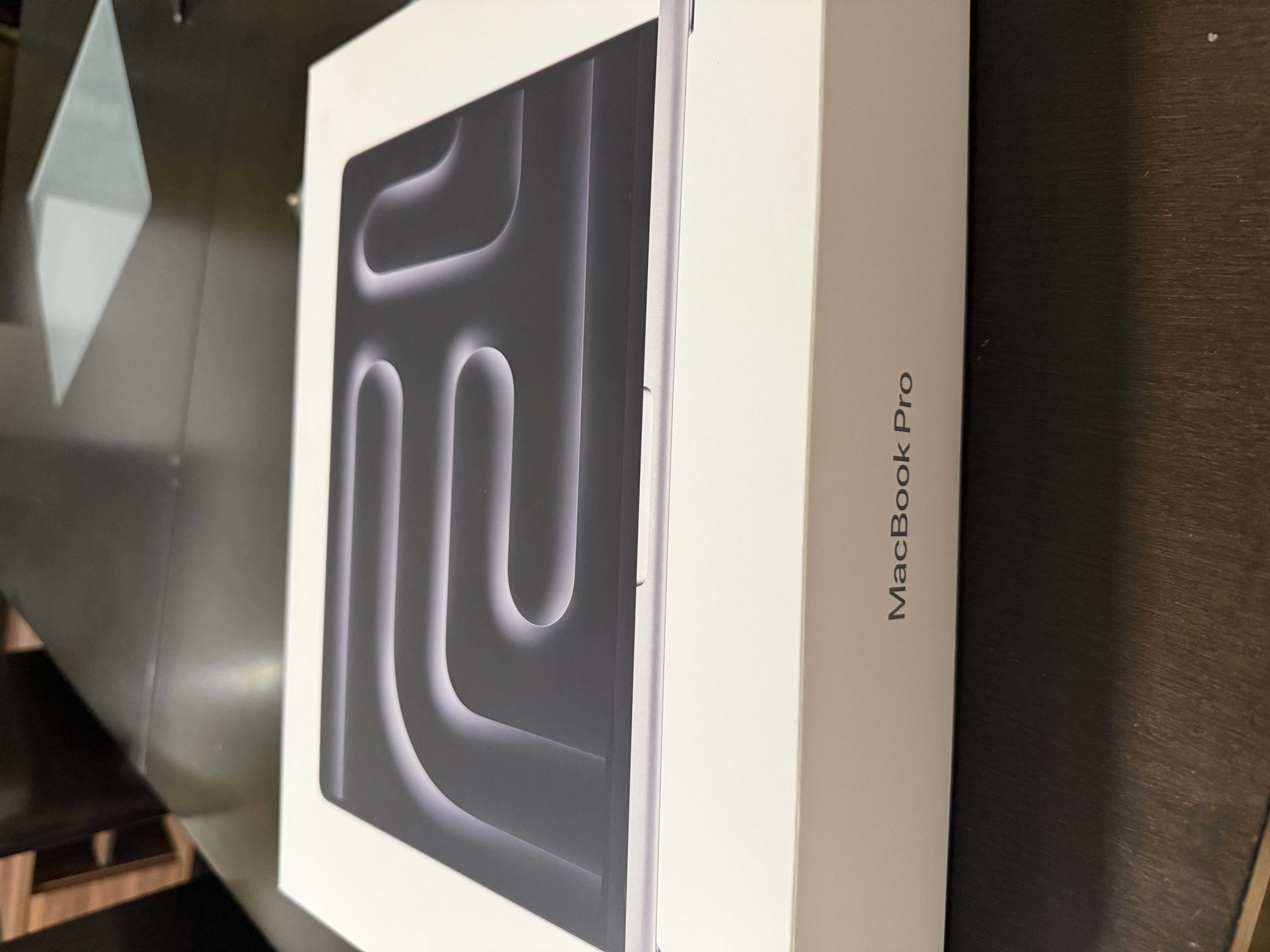 computadoras y laptops - MacBook Pro 14” pulgadas gris 0