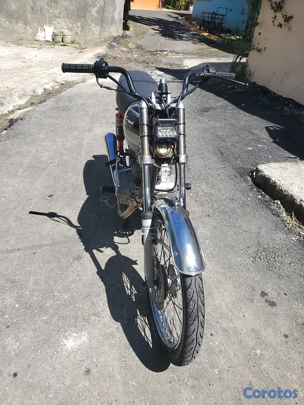 motores y pasolas - Cg loncin 125 la joya de los clásicos  5