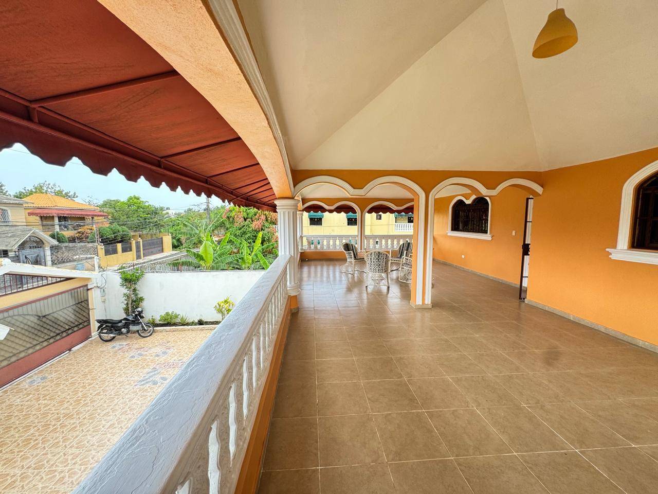 casas - Vendo casa espaciosa Prado Oriental, Sto. Dgo. Est 4