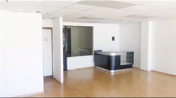 oficinas y locales comerciales - Local comercial en Primer nivel  4