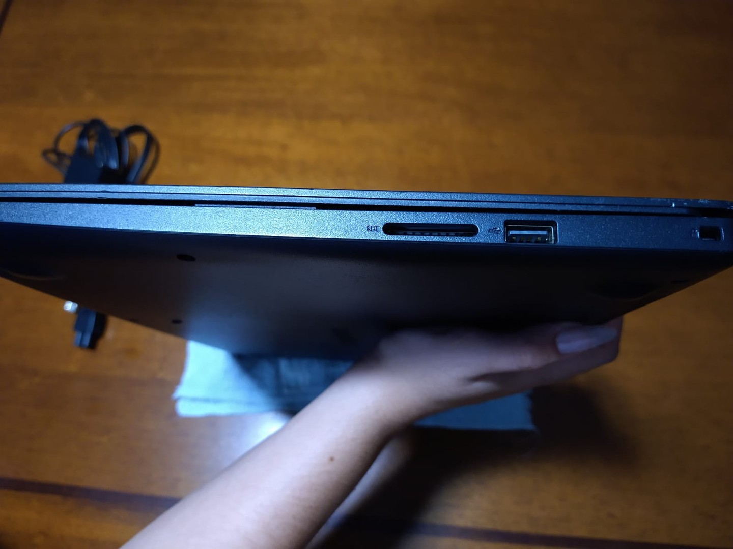 computadoras y laptops - Laptop Dell i5 10ma. gen. 8 RAM SSD 256gb 5