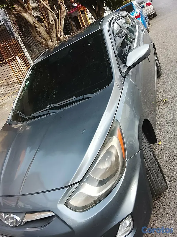 carros - Hyundai accent hatchback 2017 4
