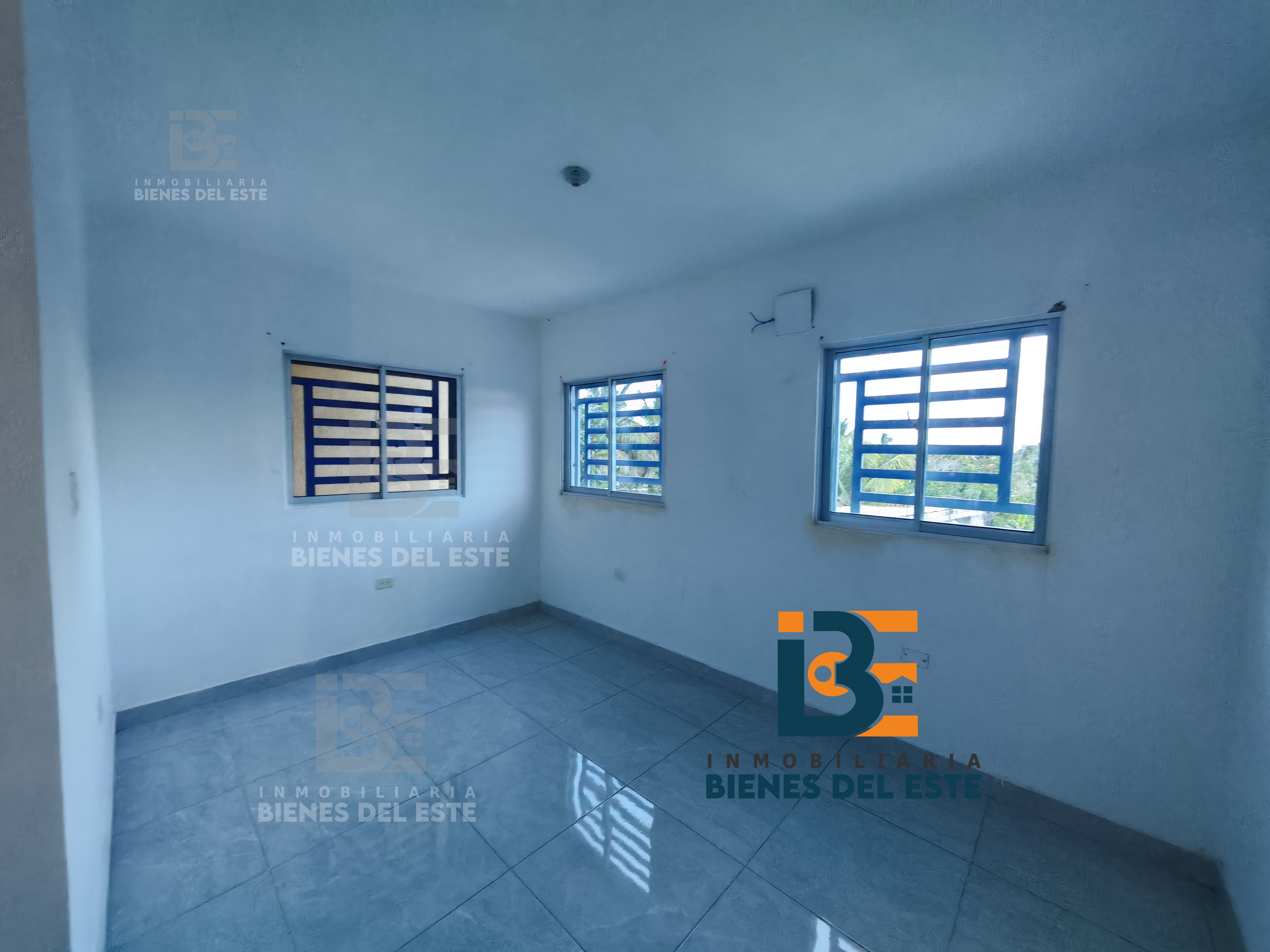 apartamentos - SE RENTA Apartamento con Parqueo en Las Colinas 2