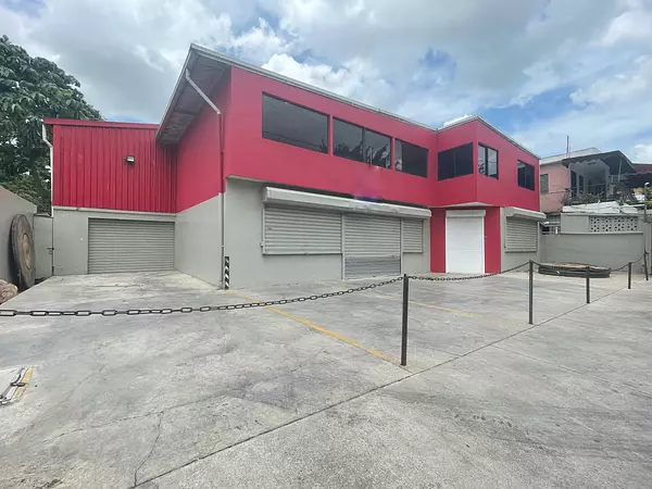 oficinas y locales comerciales - Alquiler de Nave comercial en ensanche la Fe 6
