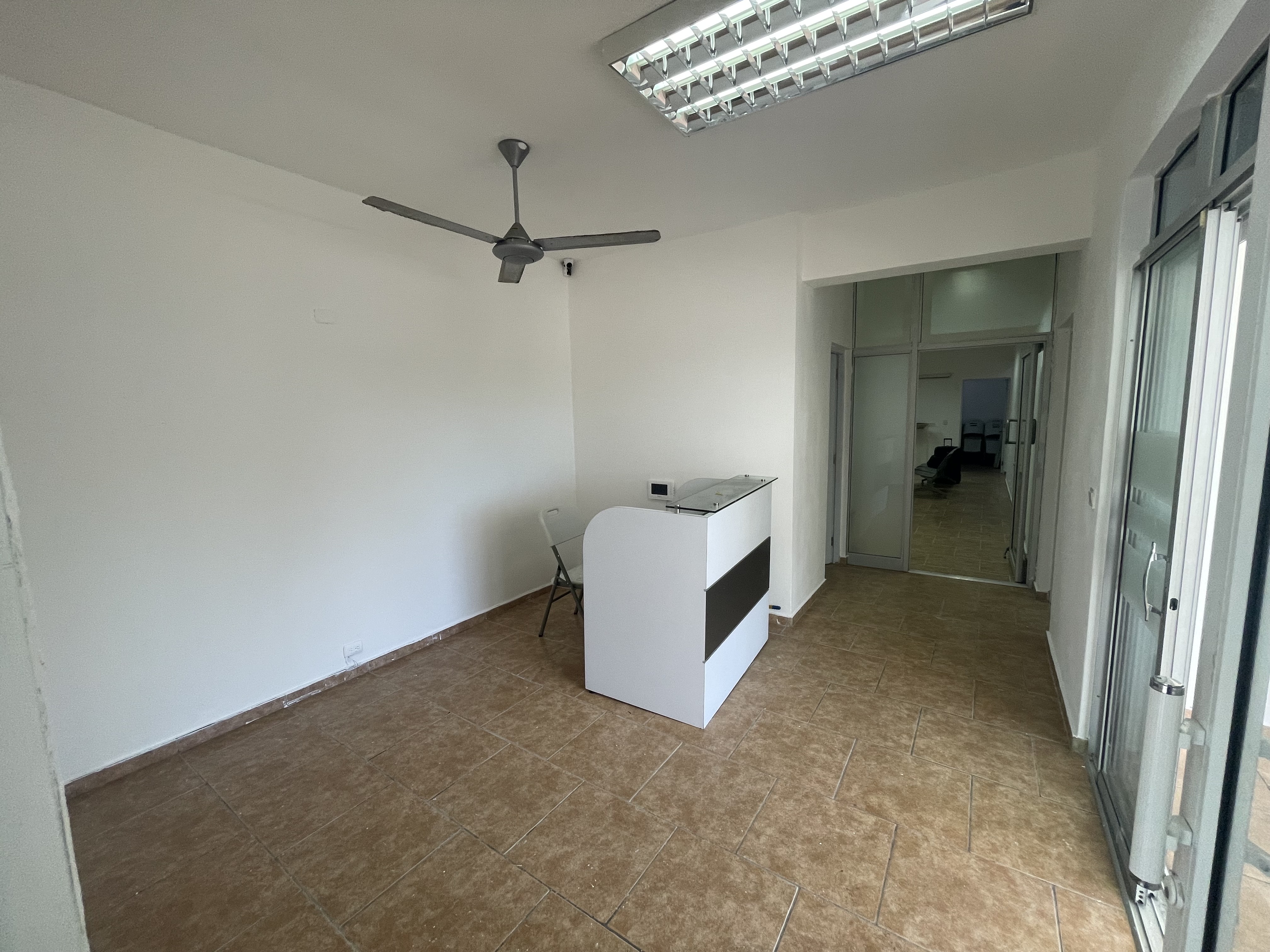 oficinas y locales comerciales - Alquilo Local Comercial en Santo Domingo Distrito Nacional  6