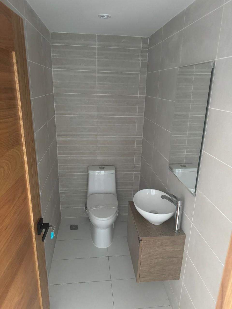 apartamentos - Alquiló mirador sur tres hab tres parqueo 3.5 baño 7