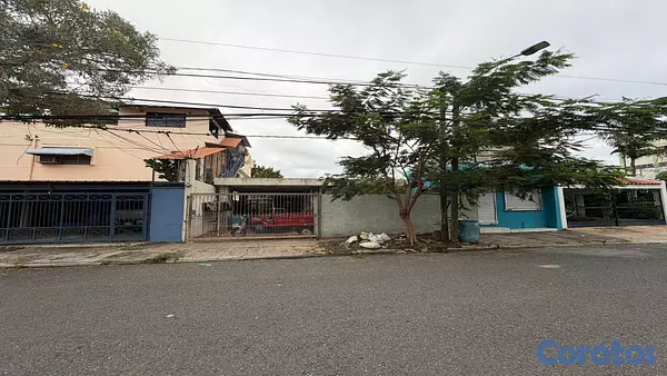 solares y terrenos - CASA / SOLAR EN VENTA – LA FERIA, D.N. 3