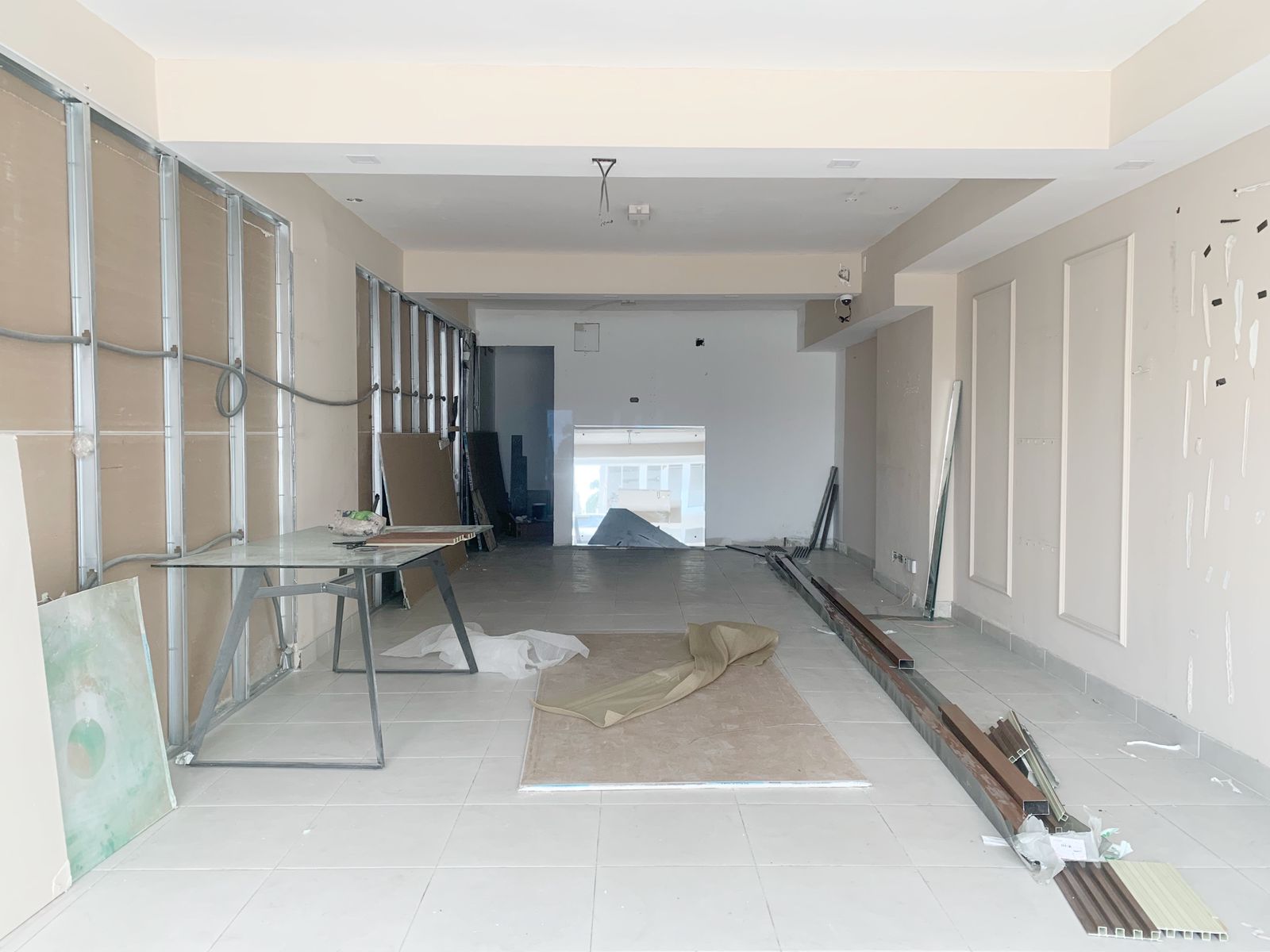 oficinas y locales comerciales - Local prados prienr nivel 2