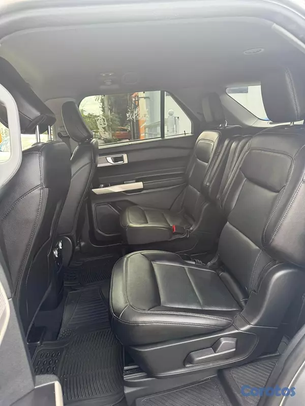 jeepetas y camionetas - Ford Explorer limited 4WD 2021 12