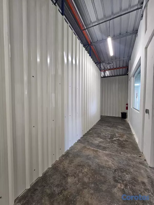 otros inmuebles - Alquiler mini naves próximo a la ave. Máximo Gómez 1