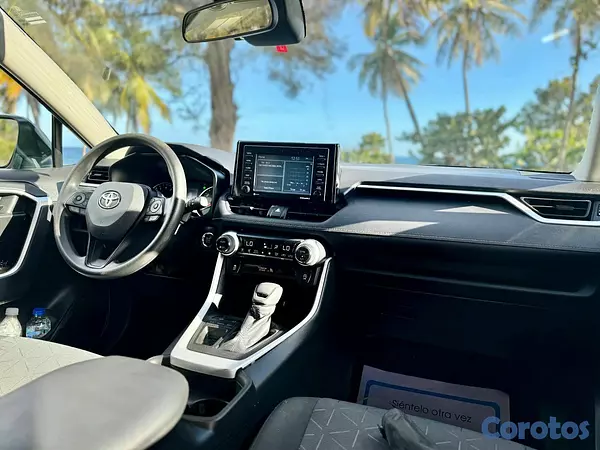 jeepetas y camionetas - Toyota rav4 2021 xle  14