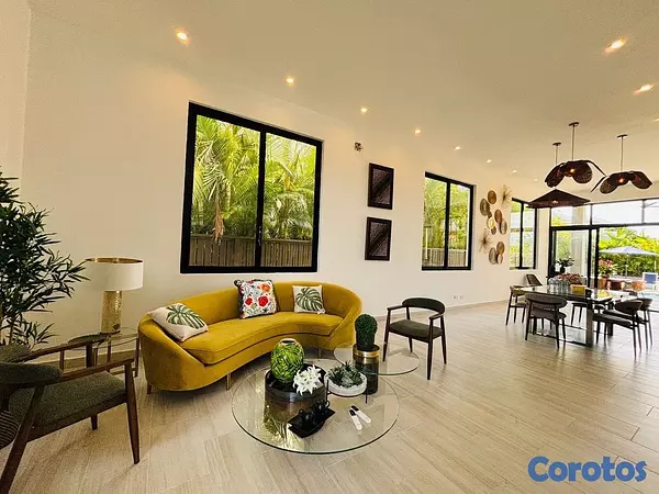 casas vacacionales y villas - venta de Villa de lujo con piscina y amueblada en Juan dolió metro country club  3