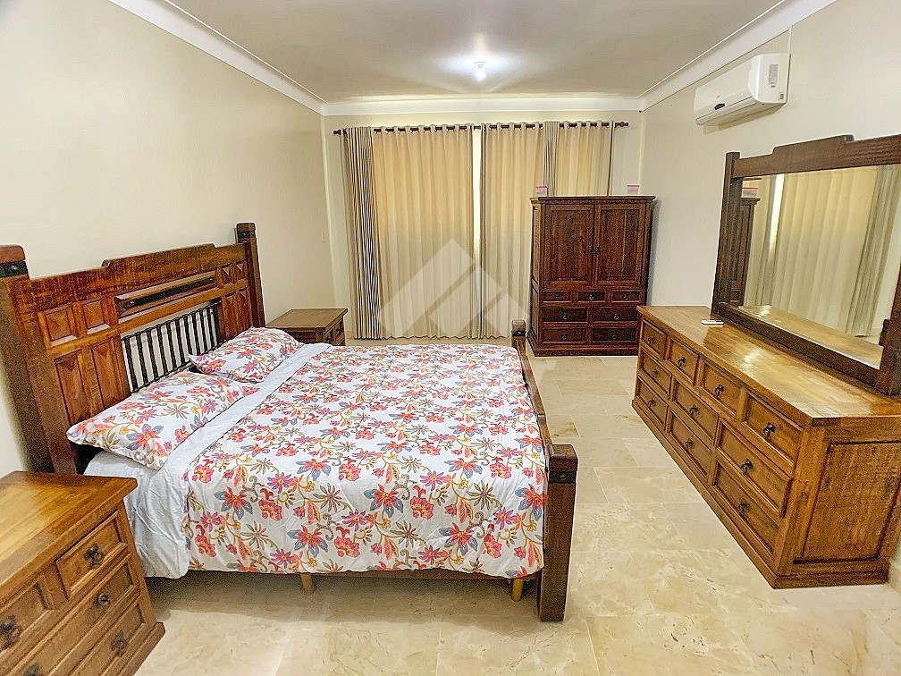 apartamentos - APARTAMENTO AMUEBLADO DE 285MTS2 PROXIMO AL GRAN ALMIRANTE SANTIAGO  3