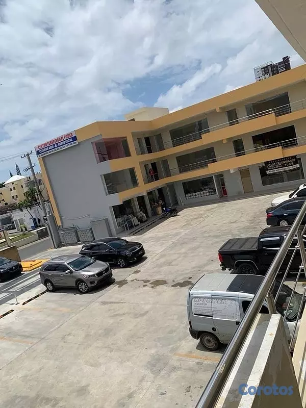 oficinas y locales comerciales - LOCALES COMERCIALES EN LA MISMA AVENIDA SAN VICENTE  7