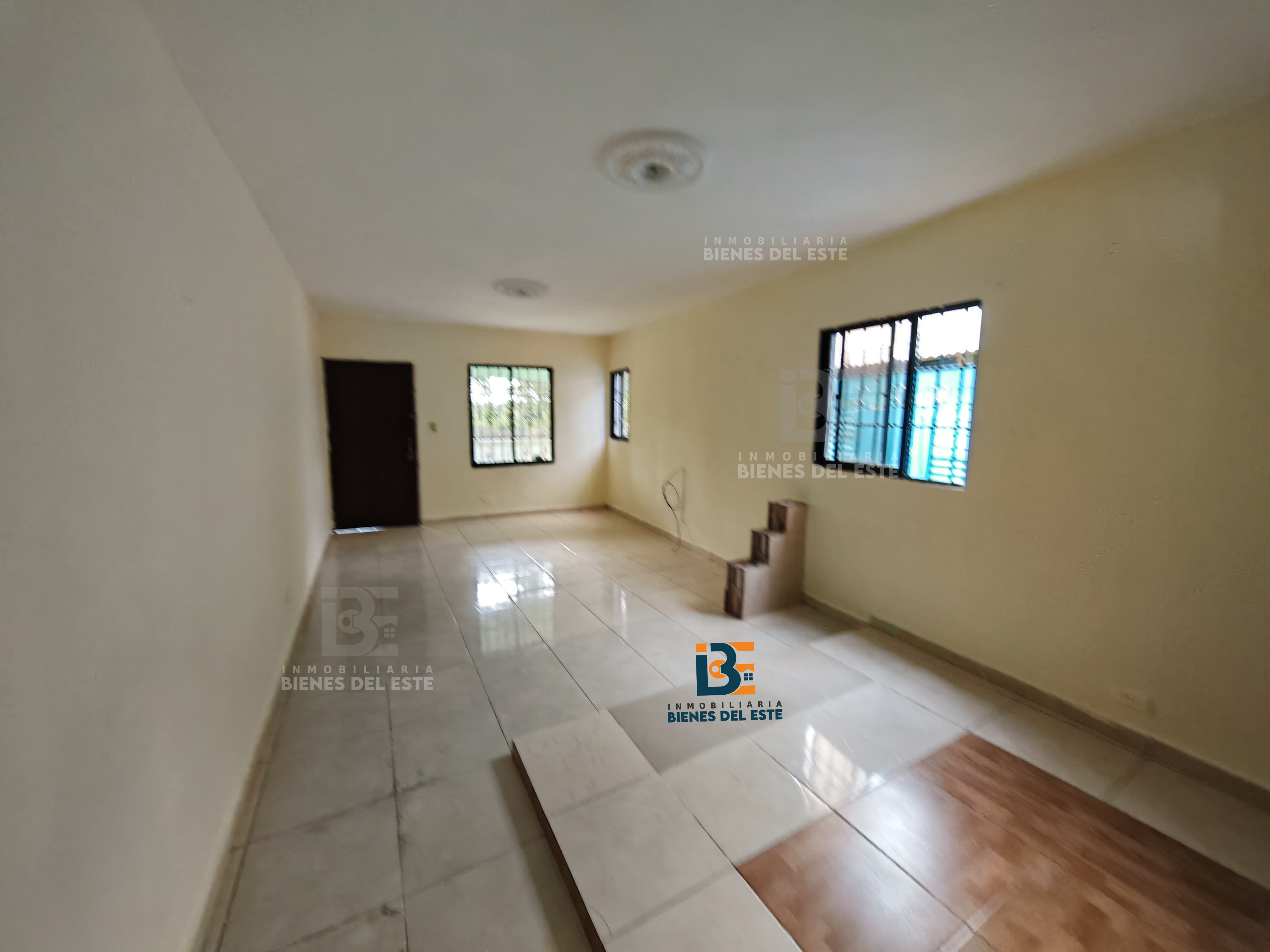casas - Se Vende Casa, ubicada en San Isidro con patio 5