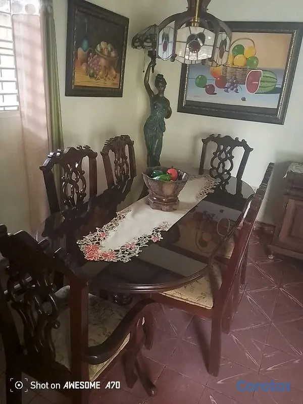 muebles y colchones - Comedor de caoba  2