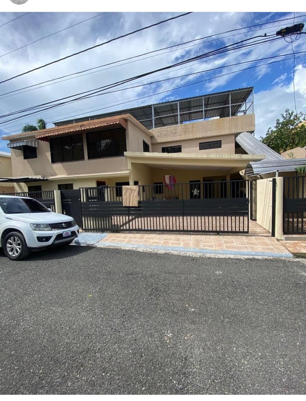 casas - VENDO Casa de 3 Niveles En El Residencial Brisas del Norte, CODIGO: PD450